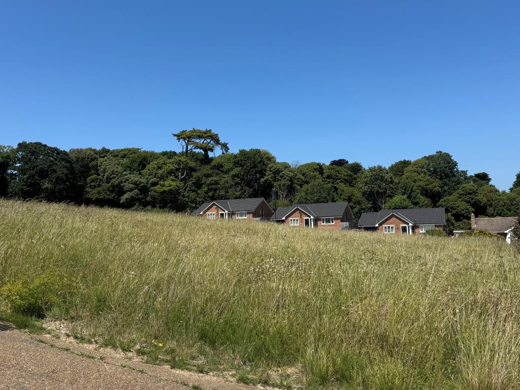 Lot: 33 - OVER THREE-QUARTERS OF AN ACRE FREEHOLD LAND WITH PLANNING FOR SEVEN DETACHED BUNGALOWS - A Diagonal View Across the Site